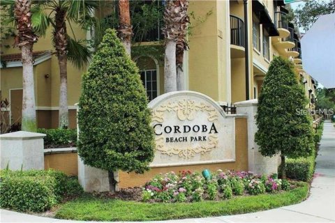 Condo in Tampa, Florida, 2 bedrooms  № 1769358 - photo 2
