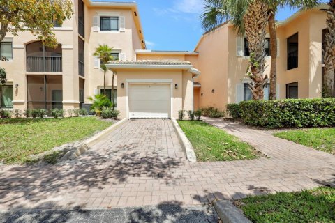 Townhouse in Palm Beach Gardens, Florida 3 bedrooms, 148.64 sq.m. № 2169724 - photo 28