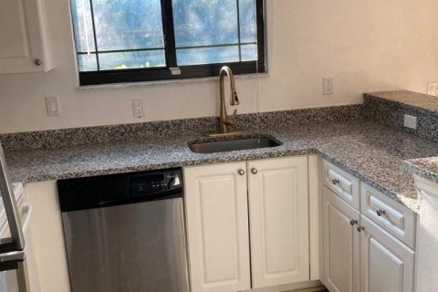 Townhouse in Palm Beach Gardens, Florida 3 bedrooms, 148.64 sq.m. № 2169724 - photo 15