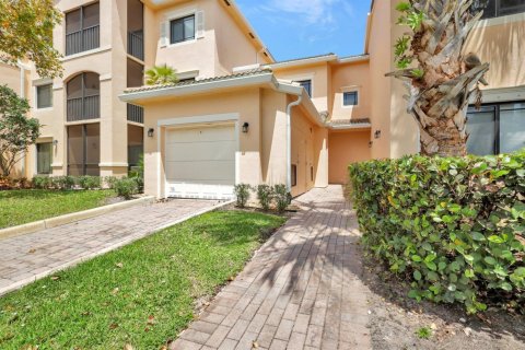 Townhouse in Palm Beach Gardens, Florida 3 bedrooms, 148.64 sq.m. № 2169724 - photo 29