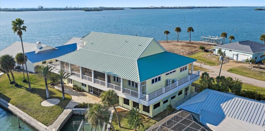 Casa en Englewood, Florida 5 dormitorios, 458.66 m2 № 2397007