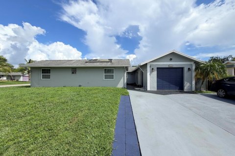Casa en Royal Palm Beach, Florida 4 dormitorios, 149.76 m2 № 2351029