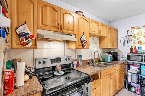 Купить виллу или дом в Малберри, Флорида 4 комнаты, 149.76м2, № 1815992 - фото 12