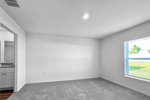 House in Haines City, Florida 3 bedrooms, 137.22 sq.m. № 1872874 - photo 11