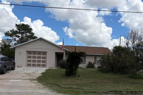 Casa en Spring Hill, Florida 2 dormitorios, 110.65 m2 № 2379356