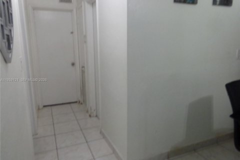 Купить виллу или дом в Майами-Гарденс, Флорида 3 спальни, 165.92м2, № 2017864 - фото 6