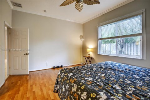 House in Weston, Florida 4 bedrooms, 201.78 sq.m. № 2065565 - photo 20