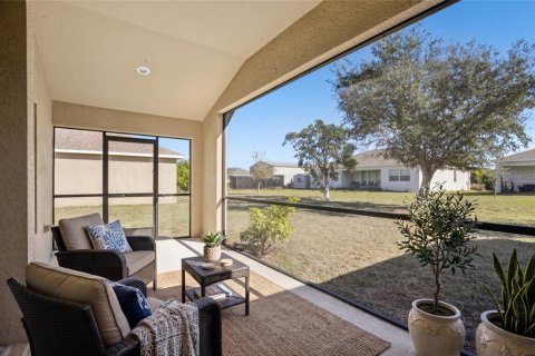 Villa ou maison à vendre à Port Charlotte, Floride: 4 chambres, 206.15 m2 № 2413596 - photo 27