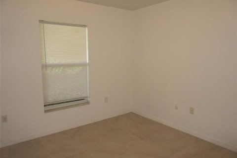 Commercial property in Bradenton, Florida 6 bedrooms, 195.84 sq.m. № 1767237 - photo 7