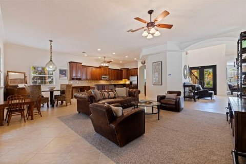 Casa en venta en Tierra Verde, Florida, 5 dormitorios, 356.28 m2 № 2430640 - foto 17