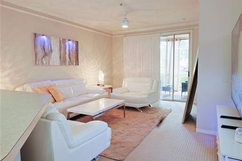 Condo in Sarasota, Florida, 1 bedroom № 2156853 - photo 4