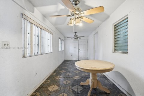 Villa ou maison à vendre à North Miami, Floride: 3 chambres, 154.68 m2 № 2048041 - photo 4