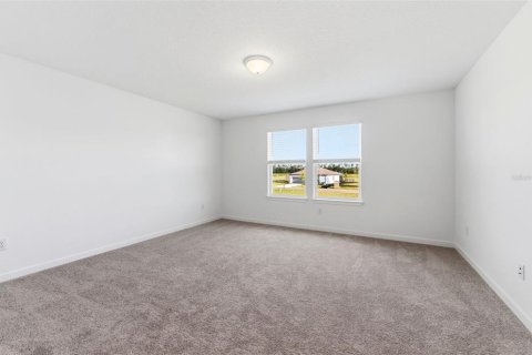 House in Zephyrhills, Florida 5 bedrooms, 303.51 sq.m. № 2149381 - photo 10