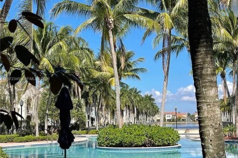 Condo in Sunrise, Florida, 3 bedrooms  № 2034111 - photo 17