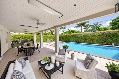 Casa en venta en Miami Springs, Florida, 5 dormitorios, 214.05 m2 № 1839371 - foto 21