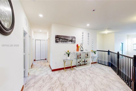 Casa en venta en Homestead, Florida, 5 dormitorios, 343.37 m2 № 2009186 - foto 26