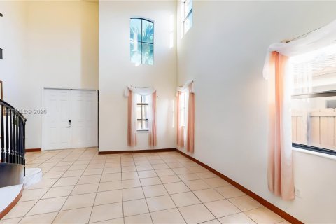 Casa en venta en Homestead, Florida, 5 dormitorios, 343.37 m2 № 2009186 - foto 12