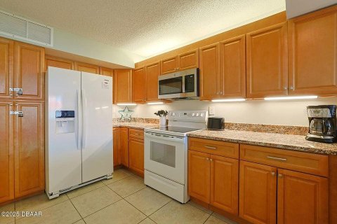Copropriété à vendre à Daytona Beach, Floride: 3 chambres, 161.19 m2 № 1916669 - photo 14