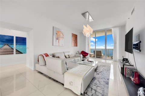 Condo in Sunny Isles Beach, Florida, 3 bedrooms № 2145927 - photo 7
