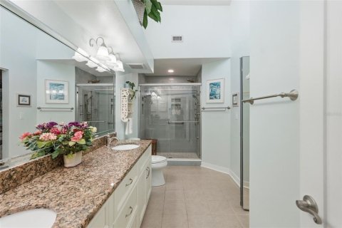 Condo in Saint Petersburg, Florida, 2 bedrooms  № 2149083 - photo 14