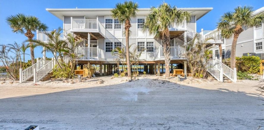 Condominio en Placida, Florida, 2 dormitorios  № 1652474