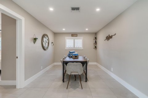 Villa ou maison à louer à Pompano Beach, Floride: 4 chambres, 204.76 m2 № 2085739 - photo 8