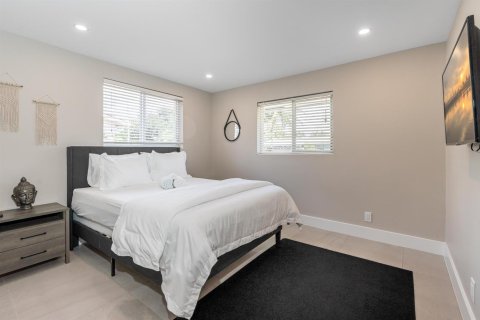 Villa ou maison à louer à Pompano Beach, Floride: 4 chambres, 204.76 m2 № 2085739 - photo 9