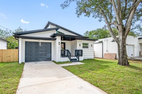 Casa en venta en Tampa, Florida, 3 dormitorios, 149.67 m2 № 1840338 - foto 1