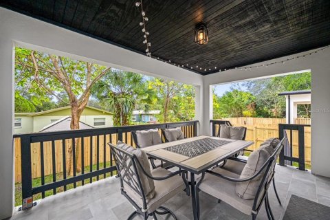 Casa en venta en Tampa, Florida, 3 dormitorios, 149.67 m2 № 1840338 - foto 9