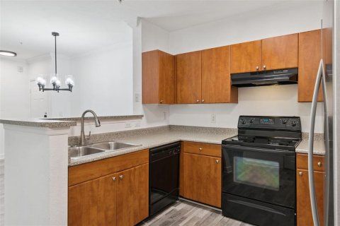 Copropriété à louer à Orlando, Floride: 2 chambres, 103.59 m2 № 2399304 - photo 13