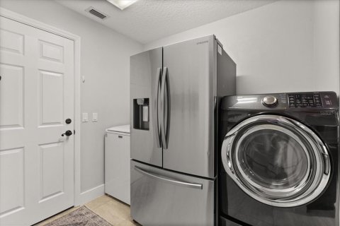 Casa en venta en Summerfield, Florida, 3 dormitorios, 189.24 m2 № 1826894 - foto 20