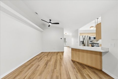 Villa ou maison à vendre à Melbourne, Floride: 3 chambres, 159.98 m2 № 2398846 - photo 3