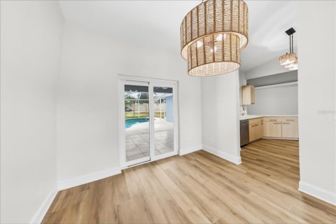 Villa ou maison à vendre à Melbourne, Floride: 3 chambres, 159.98 m2 № 2398846 - photo 5