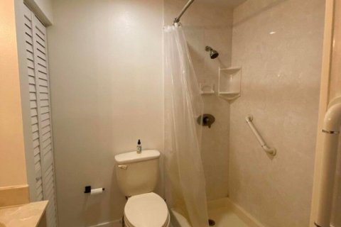House in Stuart, Florida 3 bedrooms, 156.08 sq.m. № 1186466 - photo 1