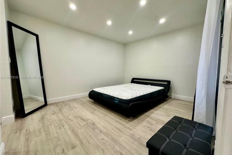 Снять в аренду кондоминиум в Мирамар, Флорида 2 спальни, 76.18м2, № 1986287 - фото 9