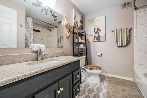 Villa ou maison à vendre à Tarpon Springs, Floride: 5 chambres, 242.38 m2 № 2207379 - photo 16