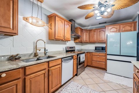 Villa ou maison à vendre à Tarpon Springs, Floride: 5 chambres, 242.38 m2 № 2207379 - photo 10
