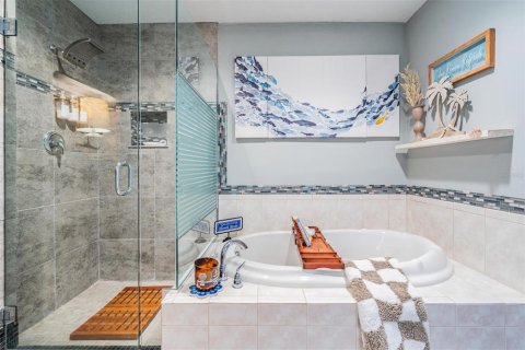 Villa ou maison à vendre à Tarpon Springs, Floride: 5 chambres, 242.38 m2 № 2207379 - photo 26