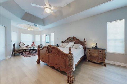 Villa ou maison à vendre à The Villages, Floride: 4 chambres, 342.07 m2 № 2206779 - photo 28