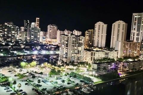 Condominio en venta en Sunny Isles Beach, Florida, 2 dormitorios, 113.34 m2 № 2189849 - foto 3