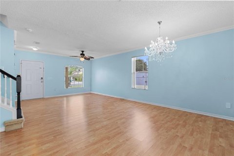 Villa ou maison à vendre à Apopka, Floride: 3 chambres, 167.87 m2 № 2218663 - photo 3