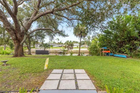 Villa ou maison à louer à Port Charlotte, Floride: 2 chambres, 95.5 m2 № 2092862 - photo 28