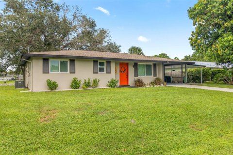 Villa ou maison à louer à Port Charlotte, Floride: 2 chambres, 95.5 m2 № 2092862 - photo 6