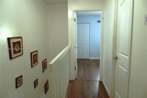 Touwnhouse à vendre à Sunrise, Floride: 2 chambres, 107.02 m2 № 1930317 - photo 29