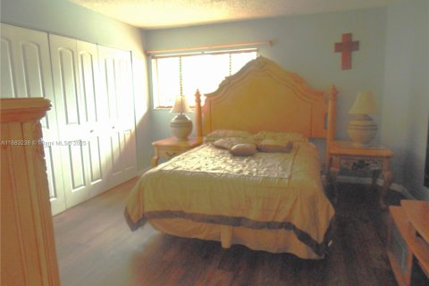 Touwnhouse à vendre à Sunrise, Floride: 2 chambres, 107.02 m2 № 1930317 - photo 20