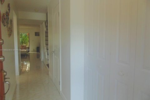 Touwnhouse à vendre à Sunrise, Floride: 2 chambres, 107.02 m2 № 1930317 - photo 6