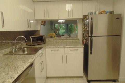 Touwnhouse à vendre à Sunrise, Floride: 2 chambres, 107.02 m2 № 1930317 - photo 8