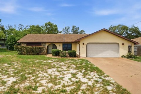 Villa ou maison à Spring Hill, Floride 2 chambres, 141.95 m2 № 2203131