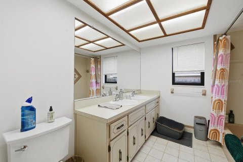 Casa en venta en Spring Hill, Florida, 2 dormitorios, 141.95 m2 № 2203131 - foto 9