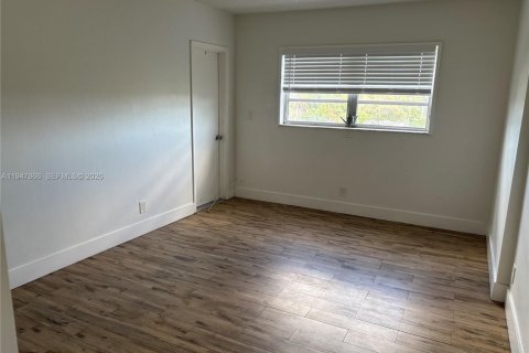 Condominio en venta en Hollywood, Florida, 1 dormitorio, 83.43 m2 № 2025849 - foto 15
